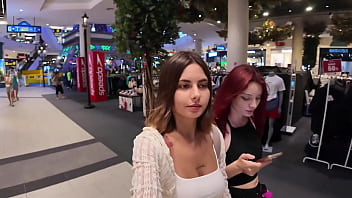 The first few hours were és laughter holding hands like it meant nothing