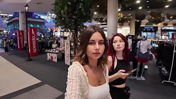 The first few hours were és laughter holding hands like it meant nothing