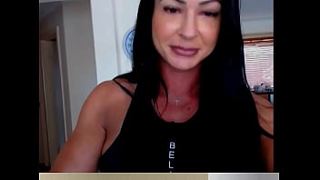 Muscular Legs Of Female Bodybuilder thumbnail