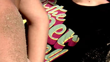 Charlotte's hot beach body