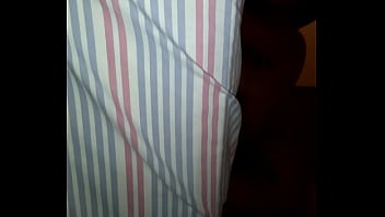 Culona latina pide leche