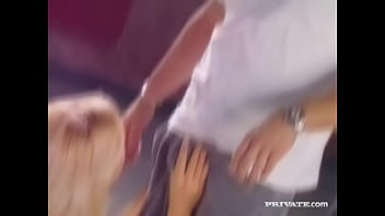 Genevievre and zita masturbate while each get her assholes penetrated