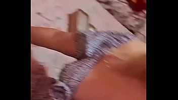 Pechos naturales y delicioso cuerpo Pechos naturales y delicioso cuerpo