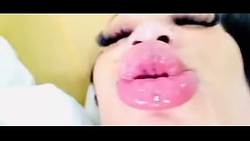 I luv it sloppy comment how u like ur dick sucked