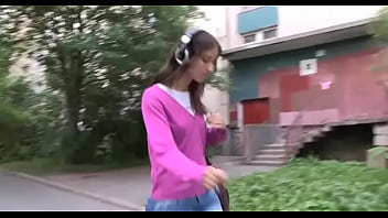 Teen hottie pleases her stud