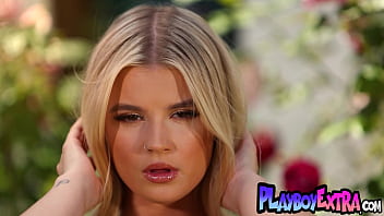 Glamrous all natural naked teen blondie basks in the afternoon sun