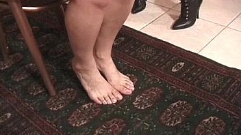 Brunette babe gets tied in ropes and ass