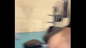 Creo que me siento más libre haciendo lo que me gusta #exhibicionismopúblico #gym