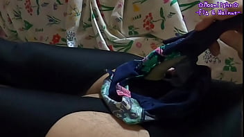 ガーターストッキング穿いて水着のクロッチでオナニーしてそのまま射精