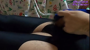 ガーターストッキング穿いて水着のクロッチでオナニーしてそのまま射精