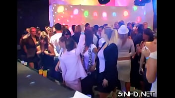 Earrth shattering orgasms with nice looking sweethearts and hunks