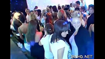 Earrth shattering orgasms with nice looking sweethearts and hunks