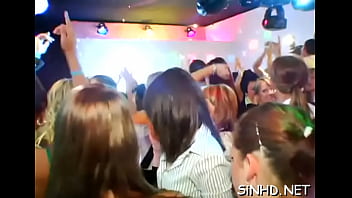 Earrth shattering orgasms with nice looking sweethearts and hunks