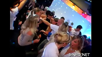 Earrth shattering orgasms with nice looking sweethearts and hunks