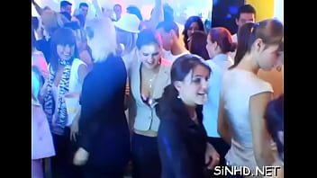 Earrth shattering orgasms with nice looking sweethearts and hunks