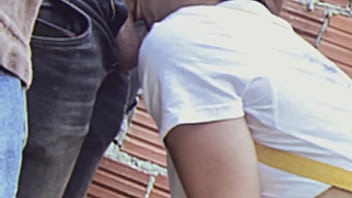 Chupei o nerdola da minha sala pra ele me ajudar na prova de matemática se não der certo vou ter que chupar meu professor também mas ele tem o pau minúsculo