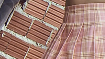 Chupei o nerdola da minha sala pra ele me ajudar na prova de matemática se não der certo vou ter que chupar meu professor também mas ele tem o pau minúsculo