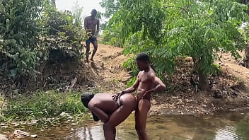 Fuck my thick pussy in the river