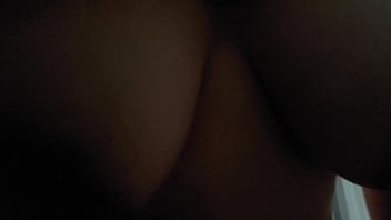 Unas bellas tetas para chupar