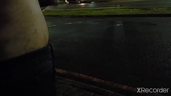 Coloca Consolo Calabresa Anal Nu Na Rua thumbnail