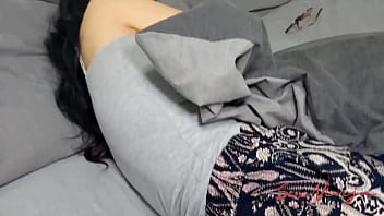 Sending pics to everyone who reposts and says “hi” in the comments