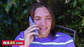 Two hotties get it on