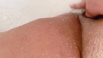 Me encanta meterme los dedos en la mañana antes de irme al trabajo