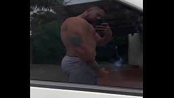 O vidro do carro me ilude d