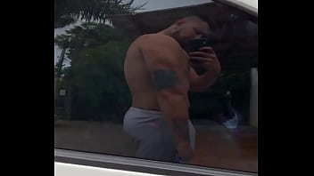 O vidro do carro me ilude d