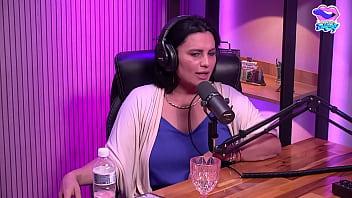 A convidada teve a bucetinha chupada