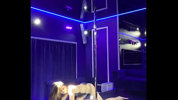 Pense à prendre rendez vous pour des show privée en live