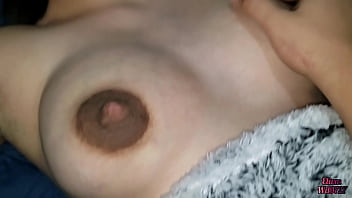 Se la toco toda a mi hermanastra