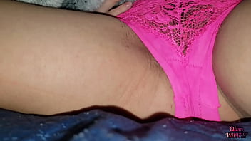 Se la toco toda a mi hermanastra