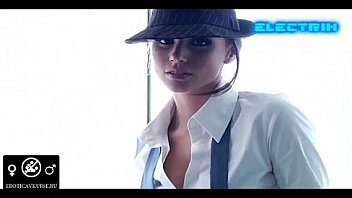 Cool girl dance on office