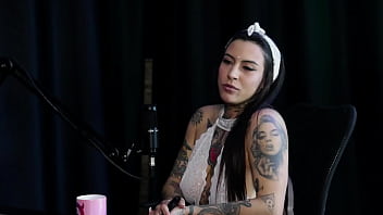 Gosta de fazer um boquete babado teve o gang bang reverso já realizou quase todos os fetiches e adora inversão lexi mallet sheer red