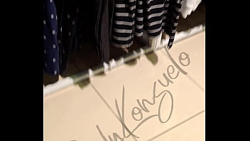 Transparencias enseñando la cola