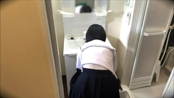 彼女が準備している姿にムラムラしてしまい朝から始まりました