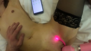 I love to give this hot babe nice pussy drilling