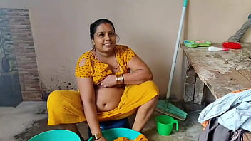 Bhabhi fuking boy's