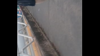 Está zorrita pide a gritos verga