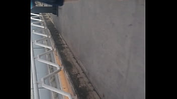 Está zorrita pide a gritos verga