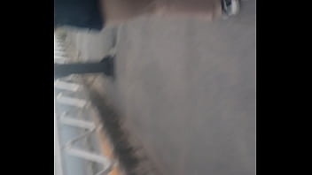 Está zorrita pide a gritos verga