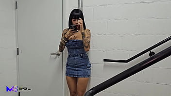 I fill my neighbor's pussy with cum in a public stairwell max betancur & luna vitaler