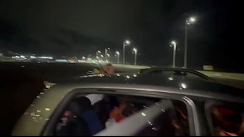 Em salvador tudo acontece amigos transam no pelo no meio da rua com carros passando