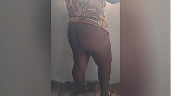 Vazou um vídeo novo da crente gostosa da bunda grande