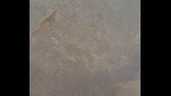 Chica buen culo apretado en jeans azul