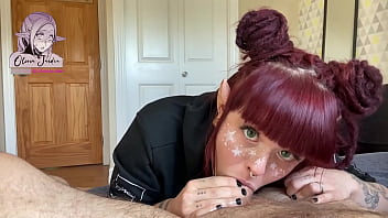 Alien girl extracts cum from a massive cock