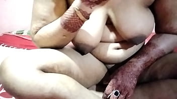 Indian bhabhi cheating and sucking