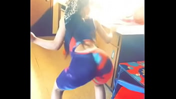 Honeymoe sexy ass twerk