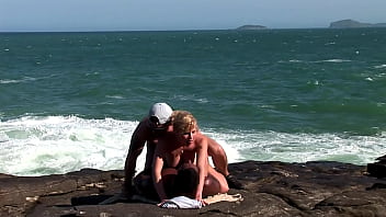 Blonde sexy mom tarra white loves sex by the beach